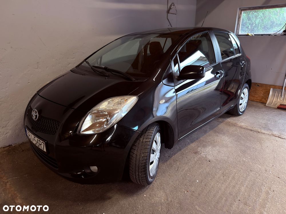 Toyota Yaris 1.3 Prestige - 1