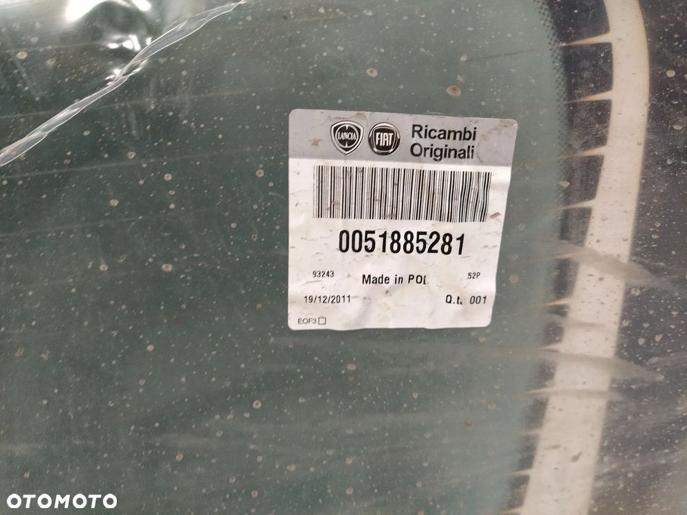 LANCIA YPSILON 11- SZYBA TYŁ TYLNA KLAPY BAGAŻNIKA NOWA ORYGINAŁ - 5