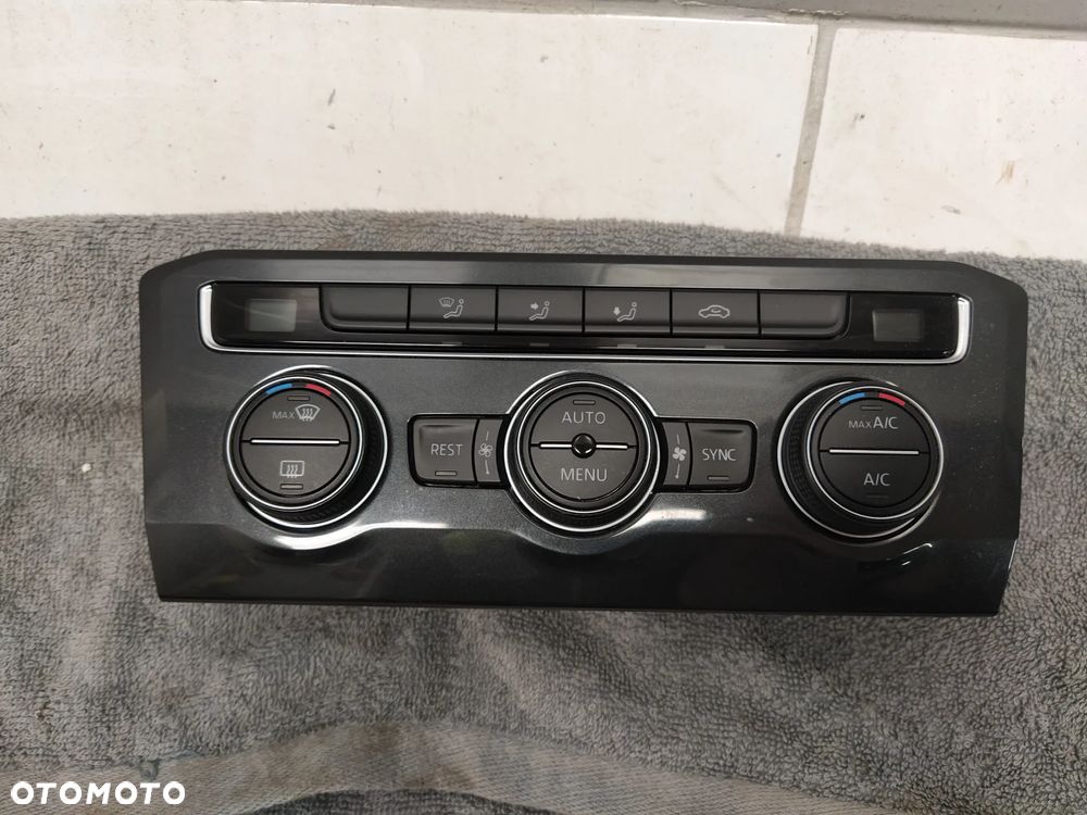 VW TIGUAN II PANEL PRZYCISKI POKRĘTŁA KLIMATYZACJI MODUŁ USB AUX MONITOR EKRAN NAWIGACJI LICZNIK ZEGARY PRĘDKOŚCIOMIERZ VIRTUAL COCKPIT LED ORYGINAŁ - 3