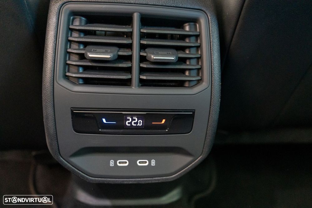 Cupra Formentor 1.4 e-Hybrid DSG VZ - 40