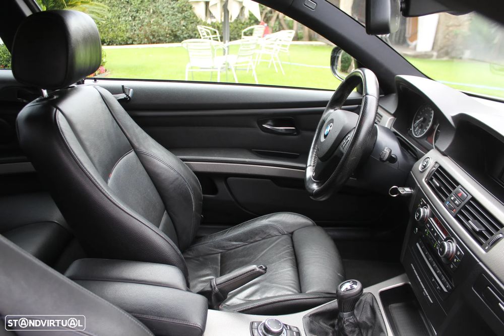 BMW 320 d DPF M Sport Edition - 23