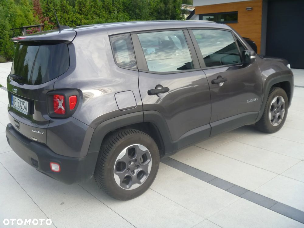 Jeep Renegade 1.0 GSE T3 Turbo Sport FWD S&S - 10