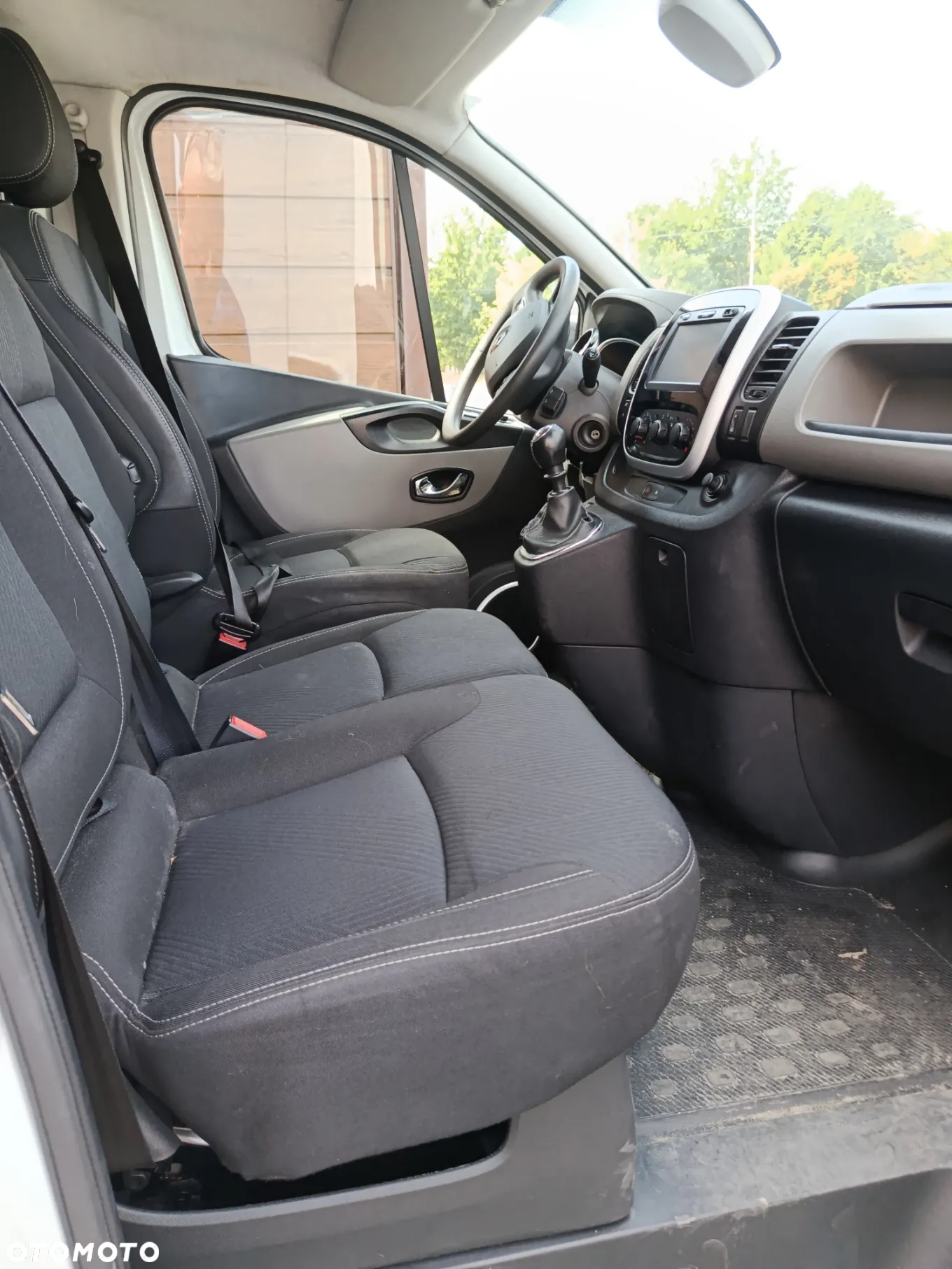 Renault Trafic - 21