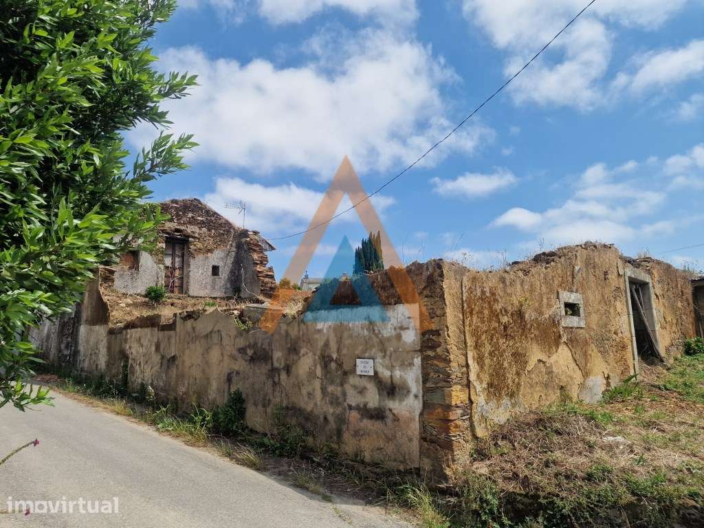 Ruina para demolir ou reconstruir - Grande imagem: 2/4