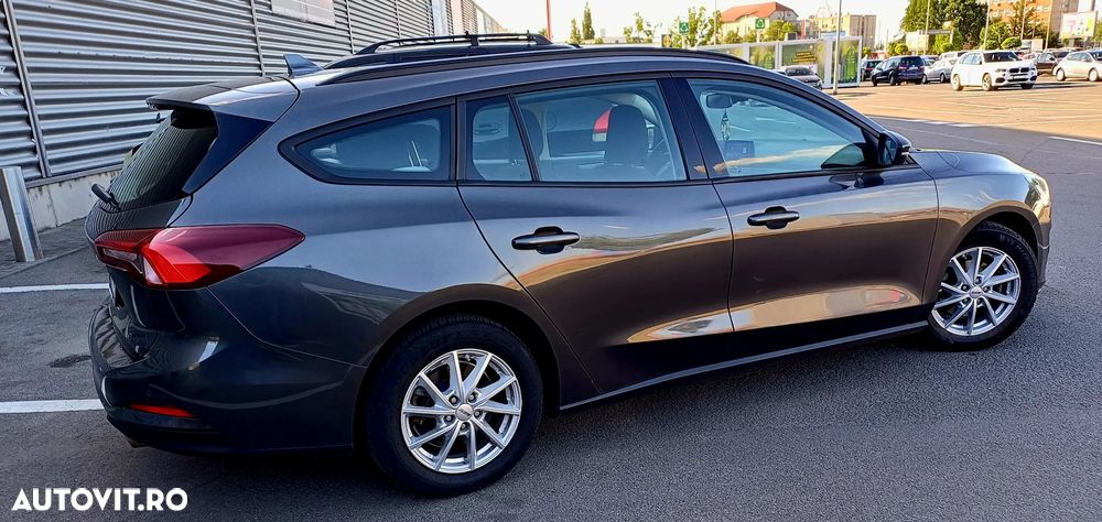 Ford Focus - 3