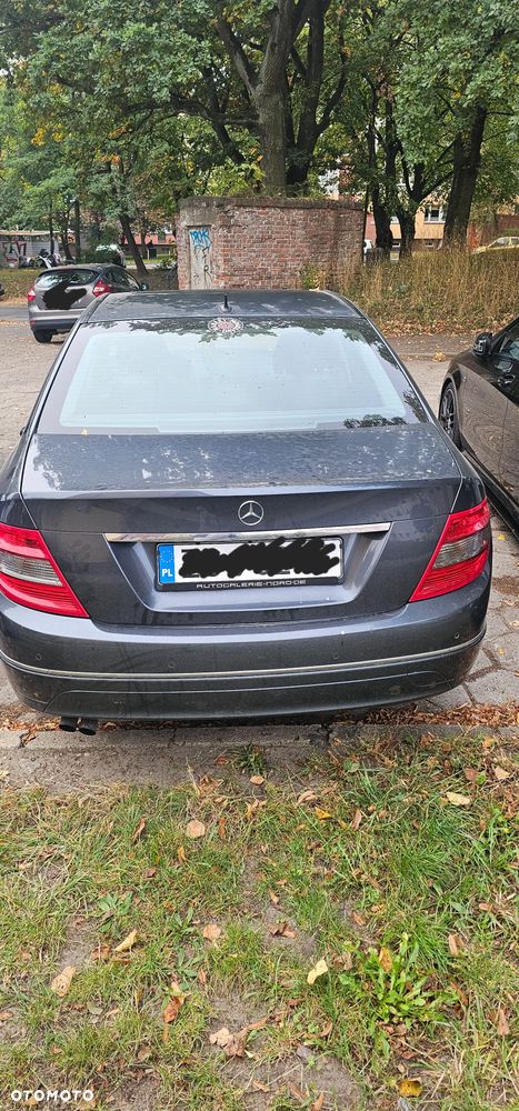 Mercedes-Benz C-Class 2010 photo 4