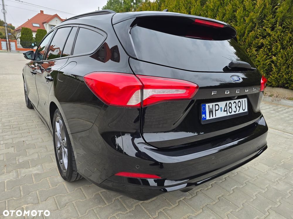Ford Focus - 10
