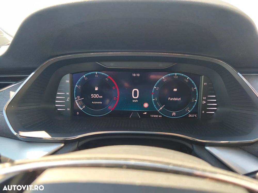 Skoda Octavia Combi 2.0 TDI DSG Style - 20
