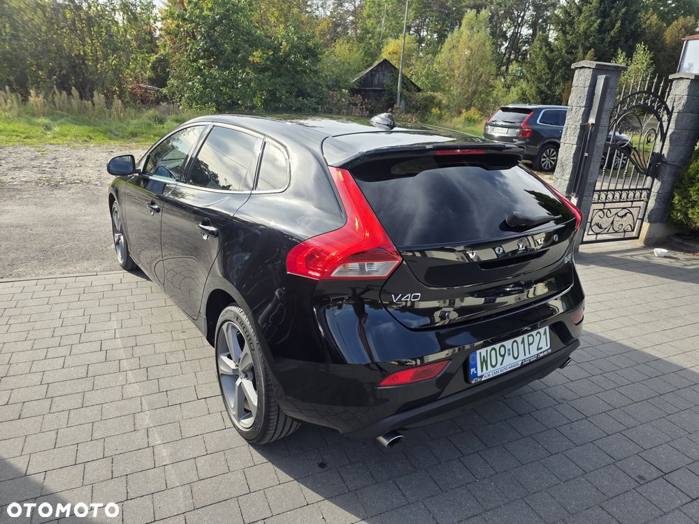 Volvo V40 D3 Momentum - 5