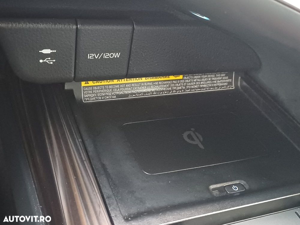 Toyota Camry 2.5 Hybrid Dynamic - 21