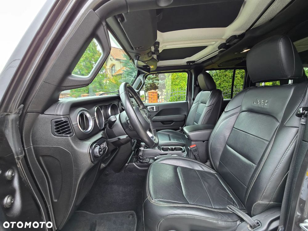 Jeep Wrangler Unlimited GME 2.0 Turbo Sahara - 12