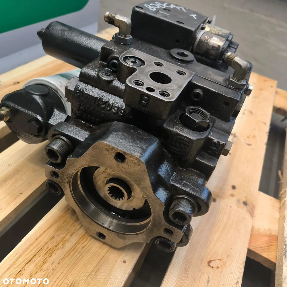 Pompa jazdy 516156 Sauer Danfoss 90R075 Massey Ferguson 9407 - 11