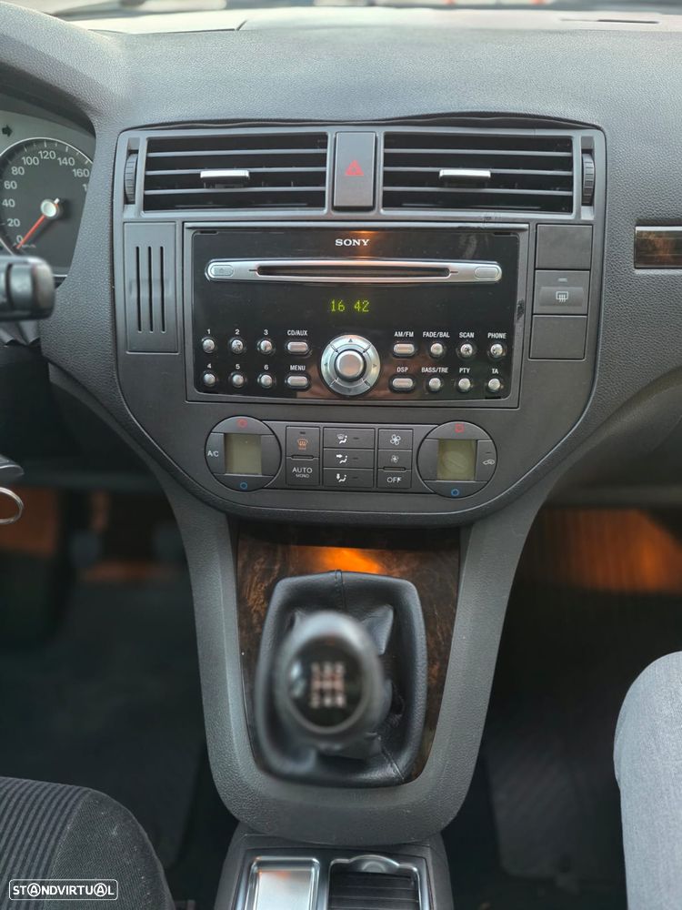 Ford Focus C-Max 1.6 TDCi Ghia - 16