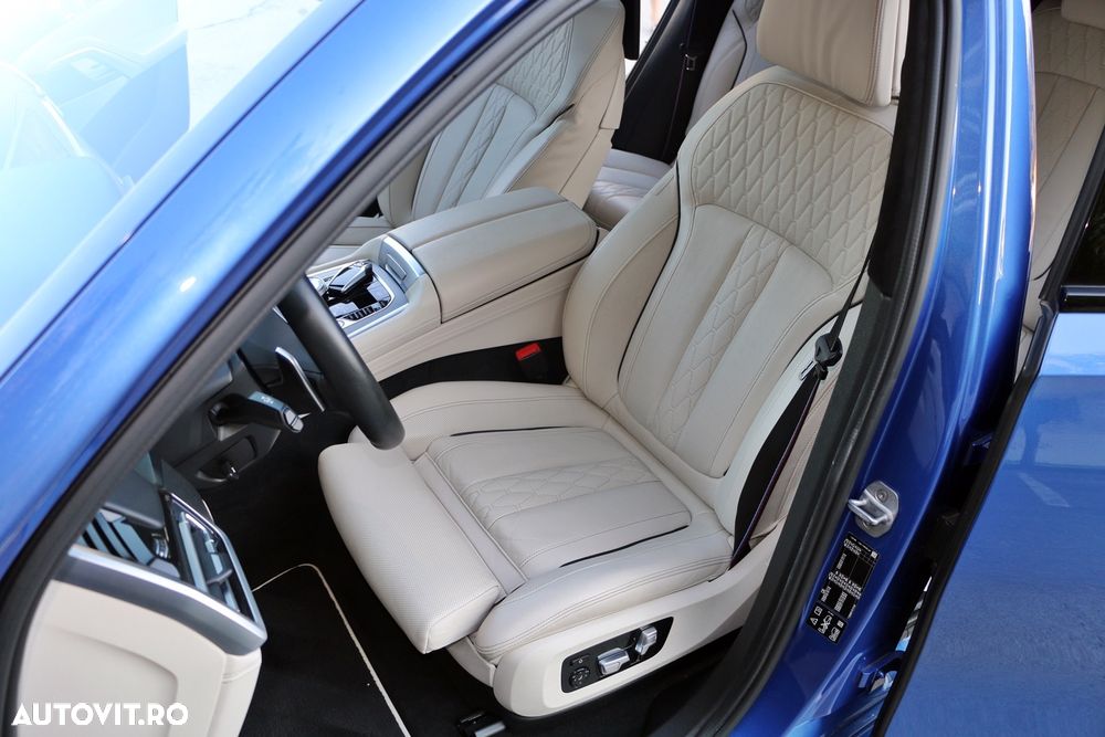 BMW X6 M M50d - 32