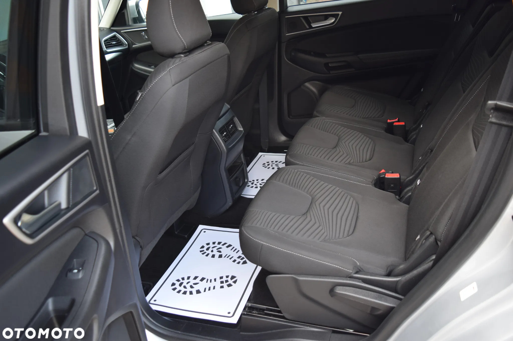 Ford S-Max 2.0 TDCi Titanium PowerShift - 32