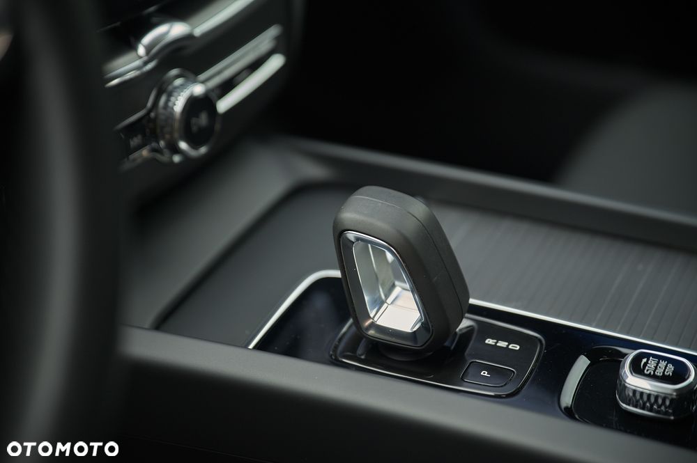 Volvo XC 60 - 31