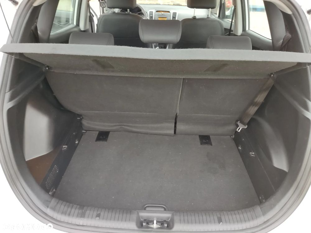 Hyundai ix20 1.4 Classic + - 13