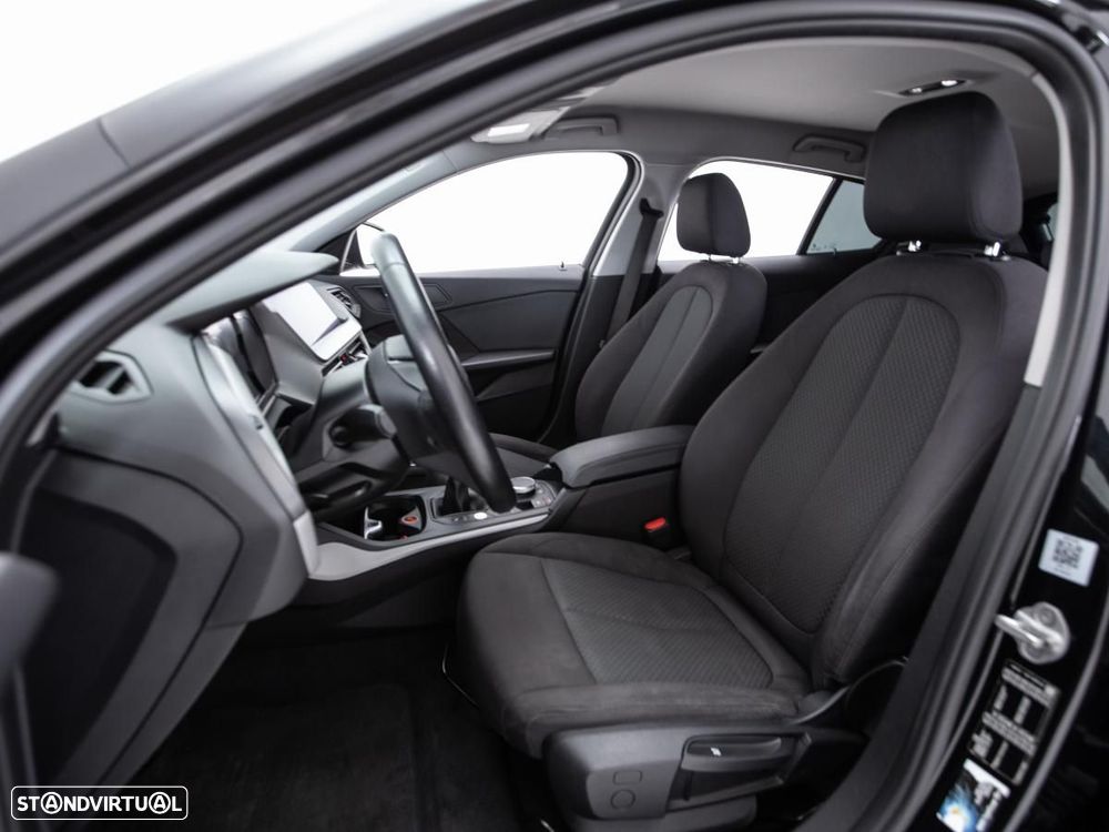 BMW 116 d Corporate Edition — fotografia 7