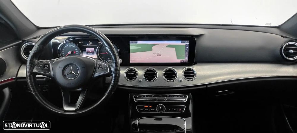 Mercedes-Benz E 220 d Avantgarde - 25