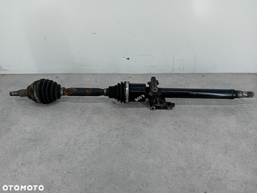 PÓŁOŚ PRAWA PRZÓD ALFA ROMEO 159 1.9 JTDm - 1