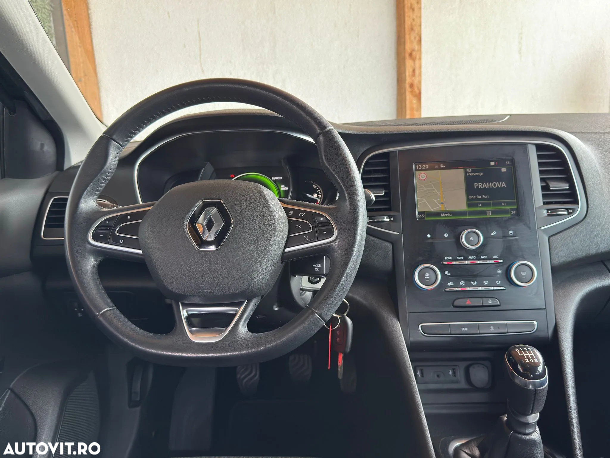 Renault Megane Estate 1.5 dCI Zen - 10