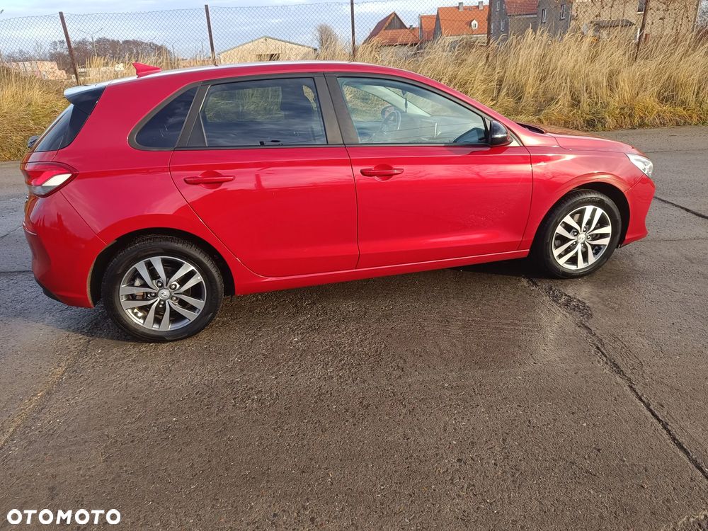 Hyundai i30 1.4 Premium - 12