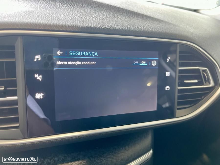 Peugeot 308 SW 1.5 BlueHDi Style - 21