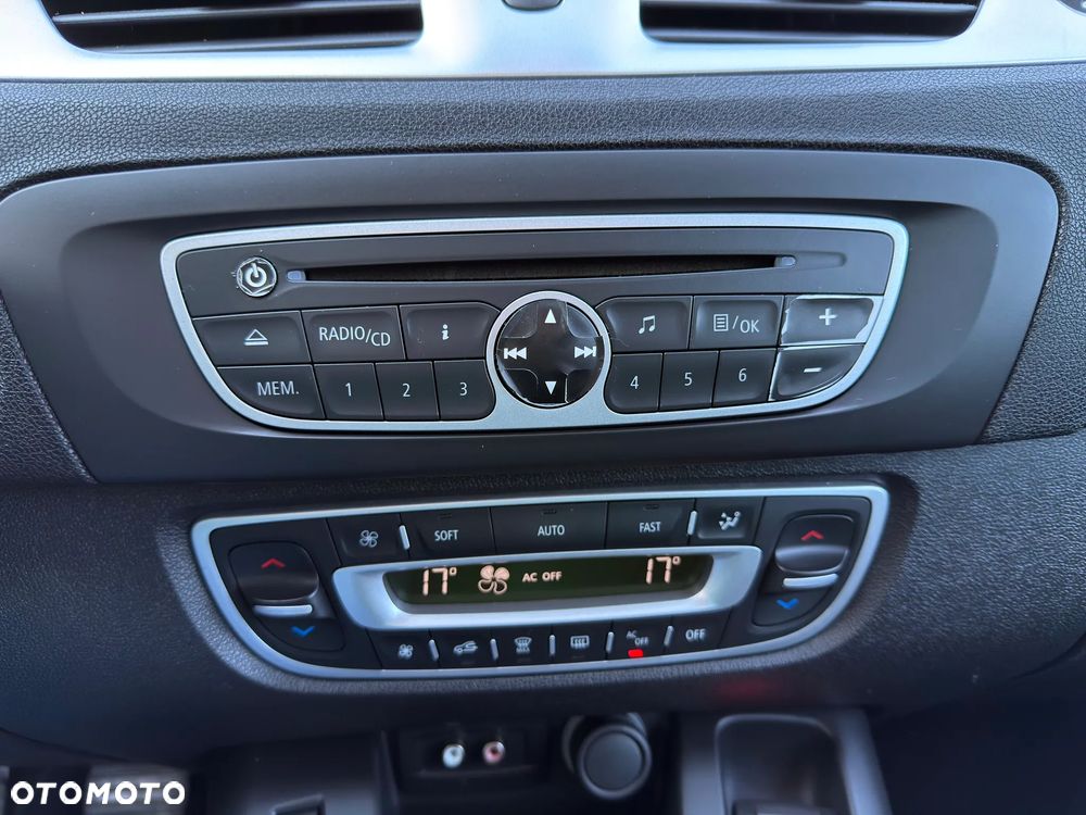 Renault Scenic 1.6 16V Expression - 29