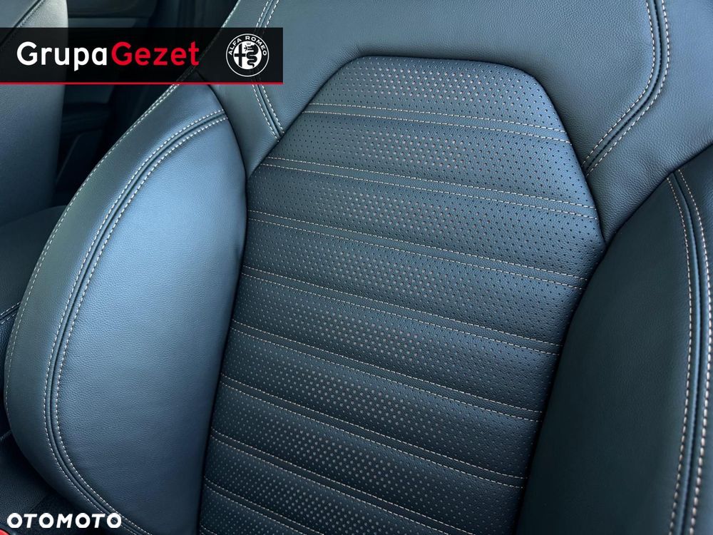 Alfa Romeo Stelvio - 11