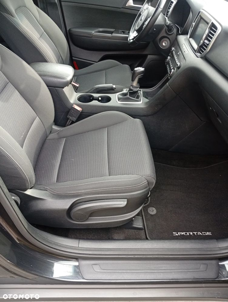 Kia Sportage 1.6 GDI 2WD DREAM-TEAM EDITION - 20