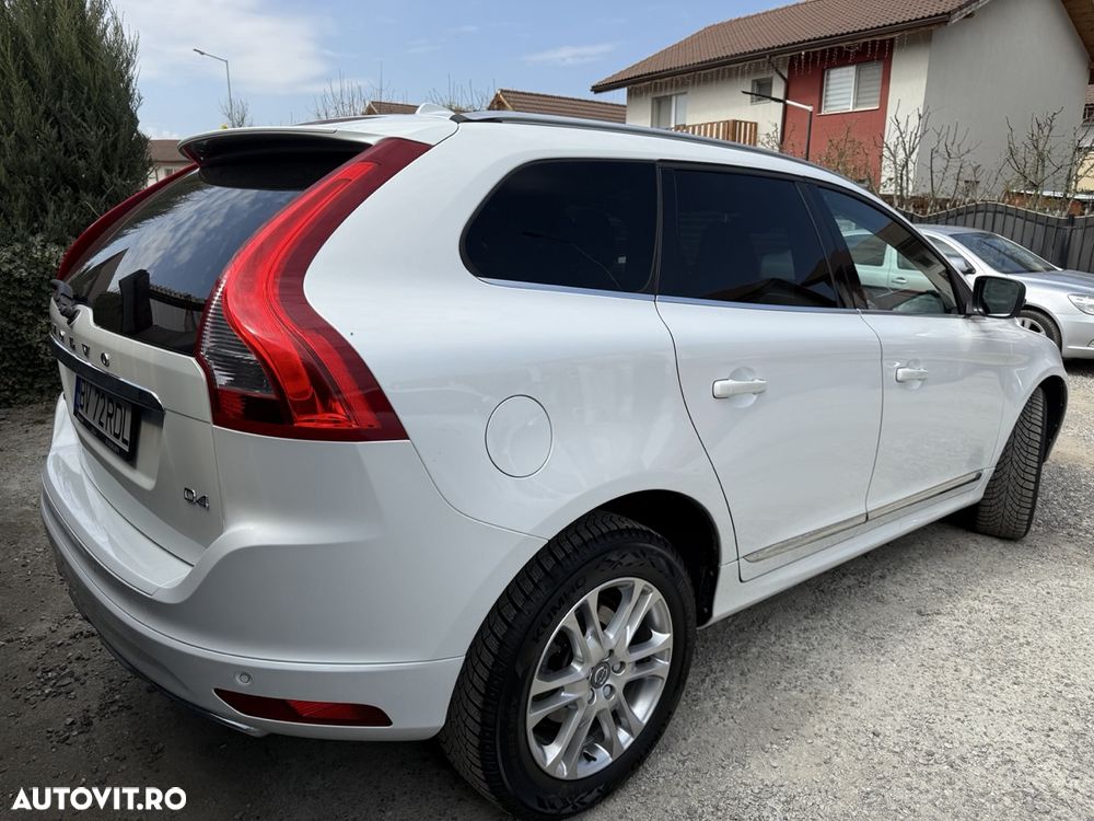 Volvo XC 60 D4 Momentum Pro - 7