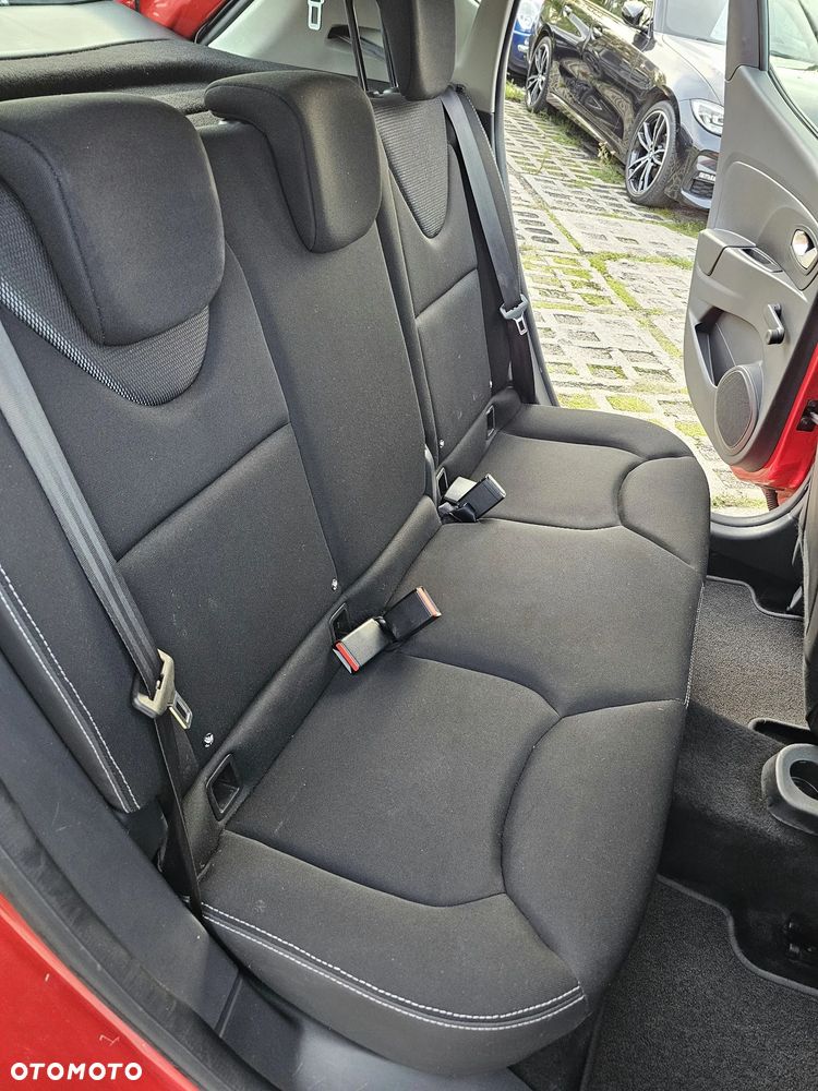 Renault Clio - 31