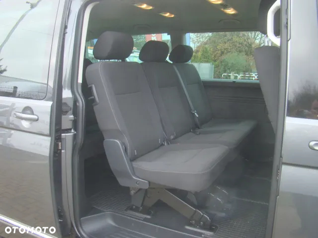 Volkswagen Transporter - 13