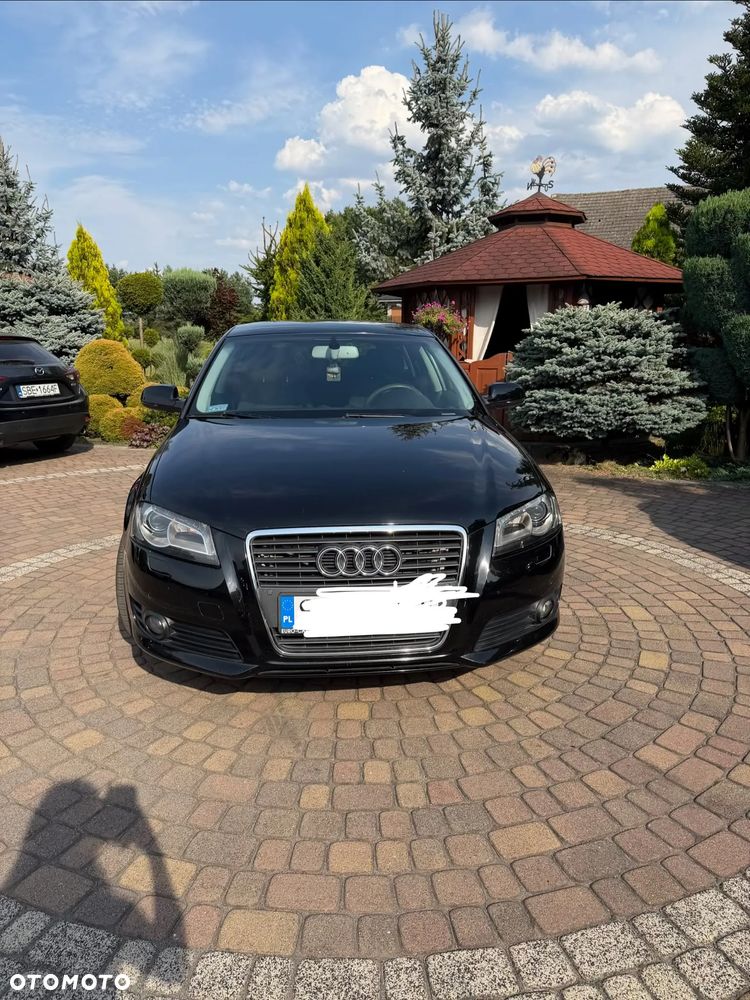 Audi A3 Sportback 2.0 TDI DPF Ambiente S tronic - 4