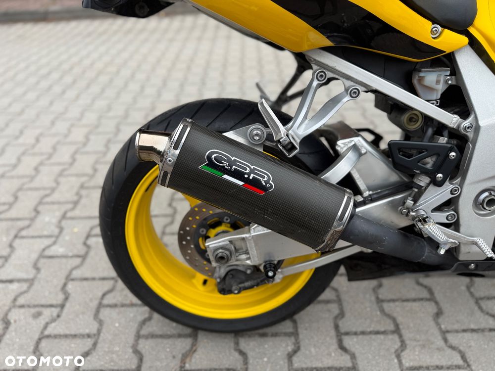Suzuki GSX-R - 9