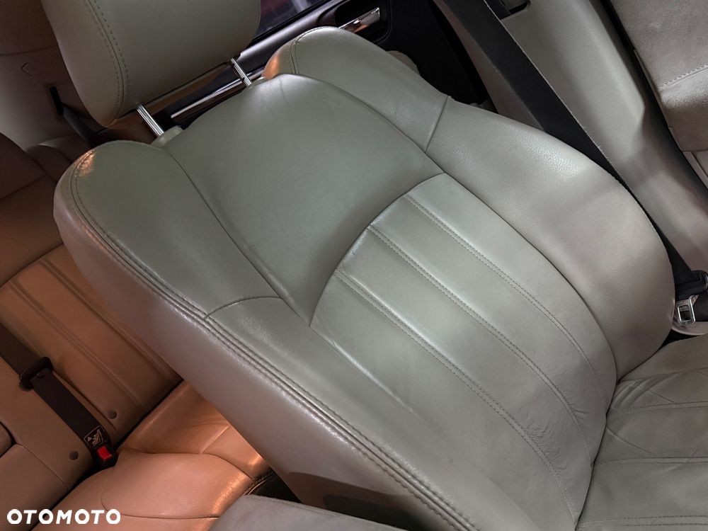 Chrysler 300C 3.0 V6 CRD - 9