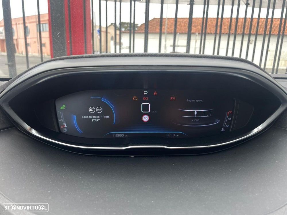 Peugeot 5008 1.5 BlueHDi Allure Pack EAT8 - 13