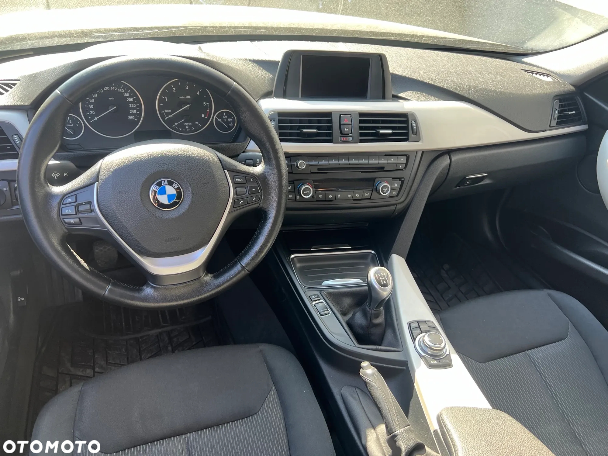 BMW Seria 3 320d - 5