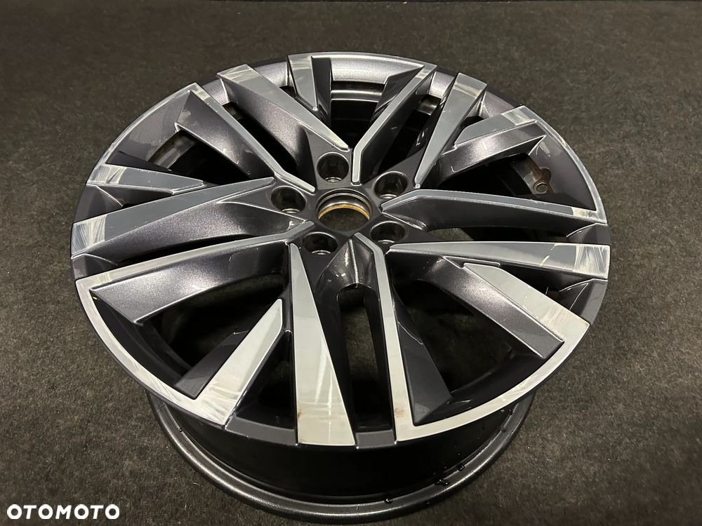 Alufelga Skoda Octavia IV 18 cali 5x112 1szt. 5E3601025BF - 2