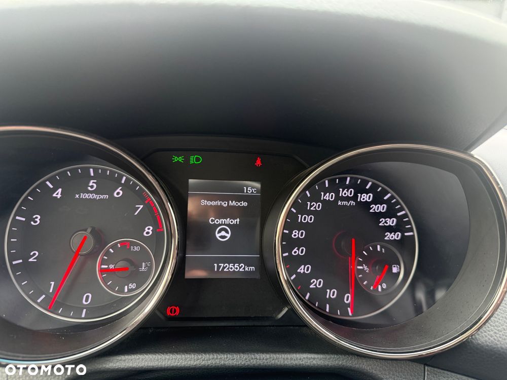 Hyundai i30 1.6 T GDI Turbo - 31