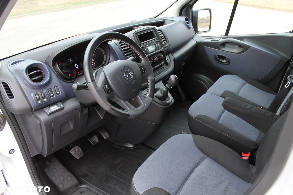 Opel Vivaro - 14