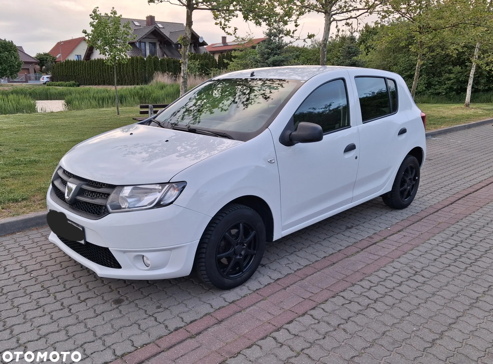 Dacia Sandero TCe 90 Celebration - 32