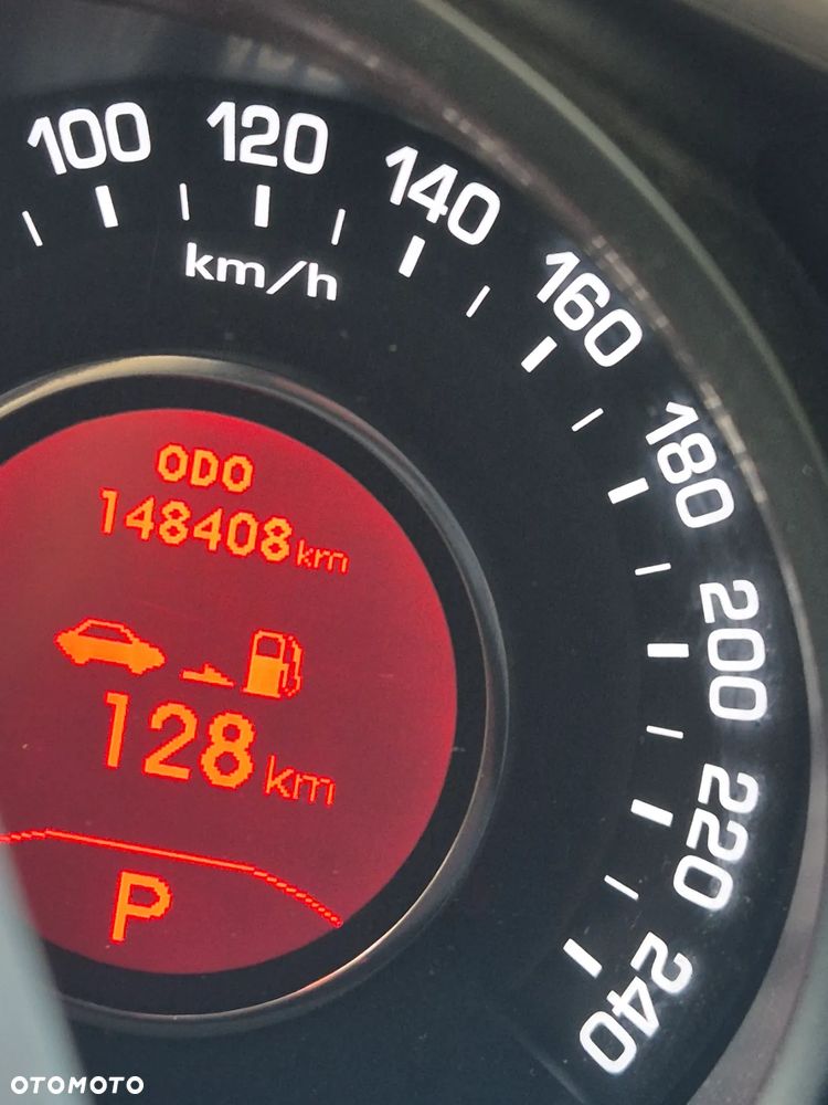 Kia Sportage 2.0 XL 2WD - 4