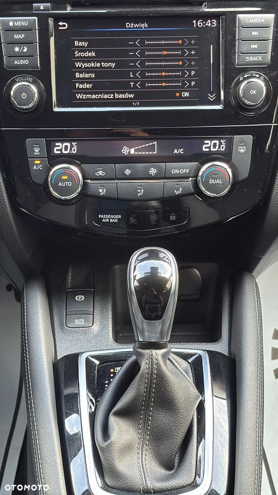 Nissan Qashqai 1.3 DIG-T N-Connecta DCT - 11