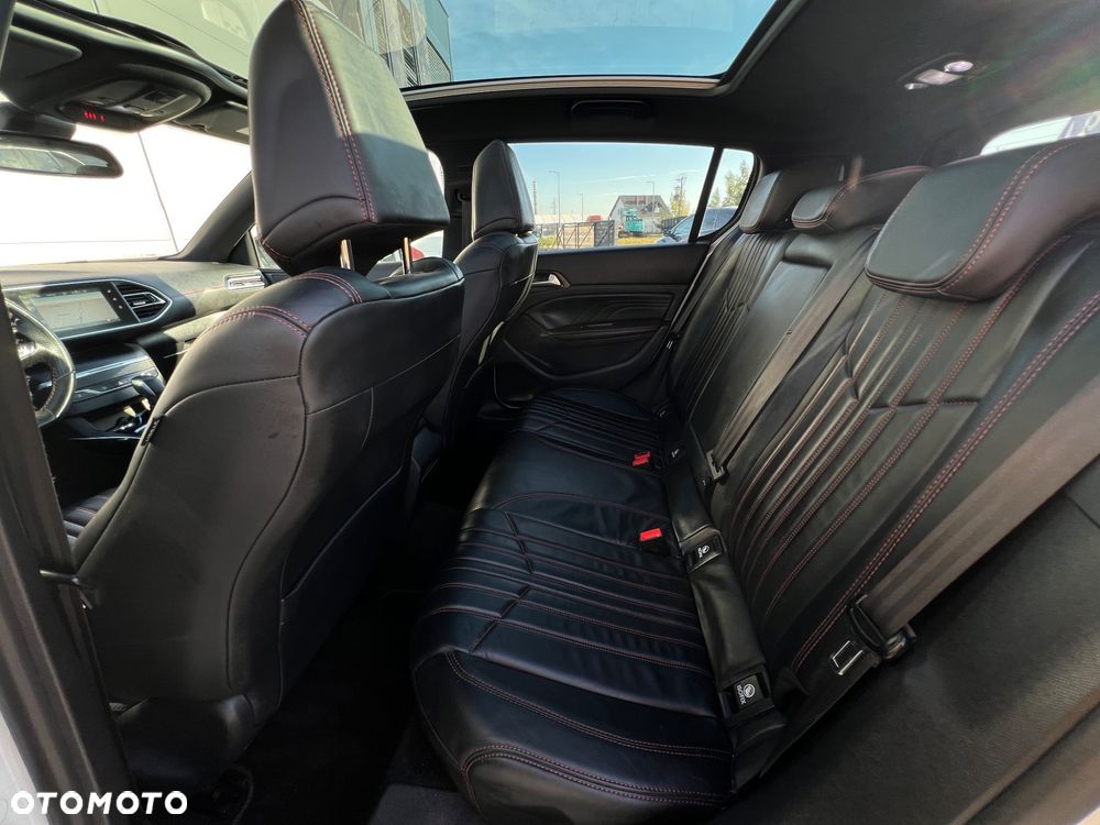 Peugeot 308 PureTech 130 EAT6 Stop & Start GT-Line Edition - 32