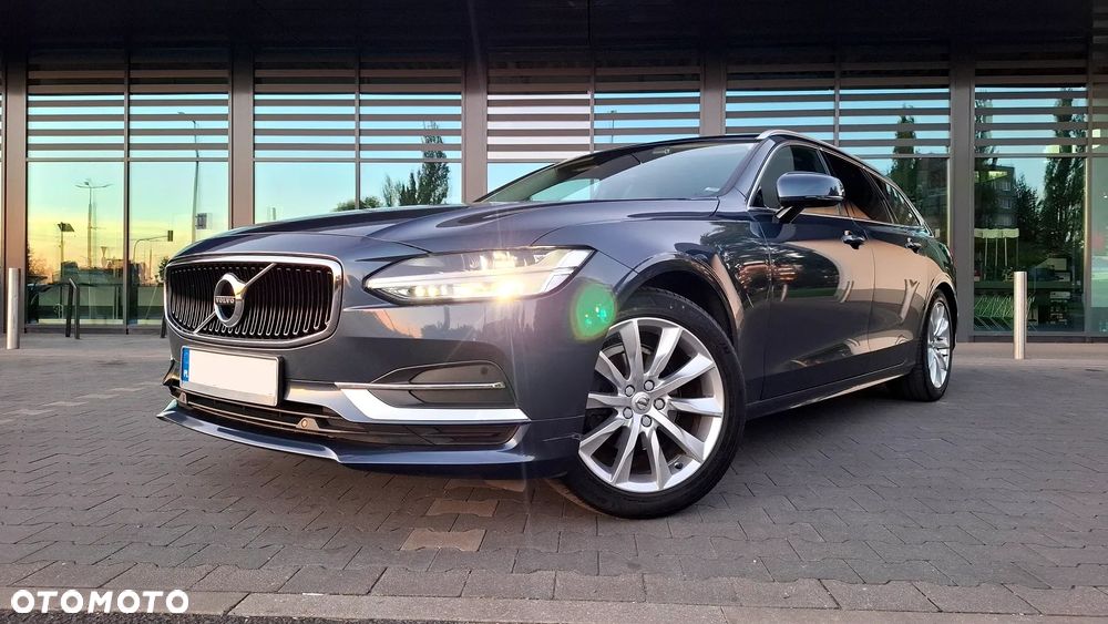 Volvo V90 D3 Momentum - 1