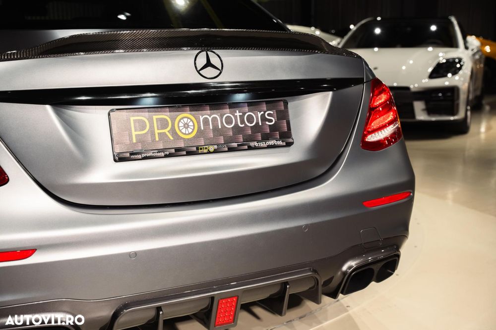 Mercedes-Benz E 63 AMG S 4MATIC Aut. - 29