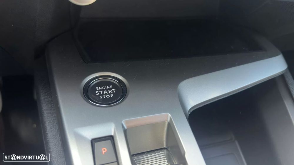 Peugeot 308 1.2 Hybrid Style e-DCS6 - 14