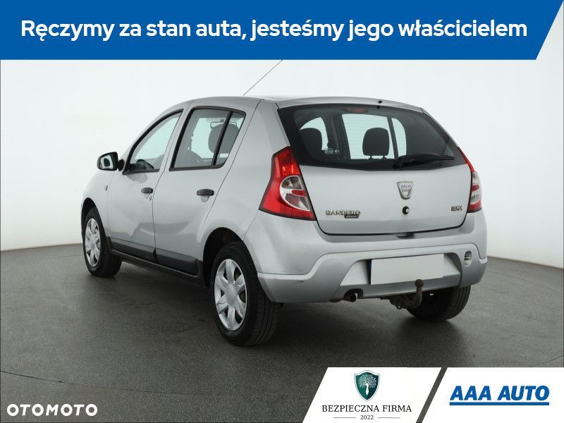 Dacia Sandero - 5