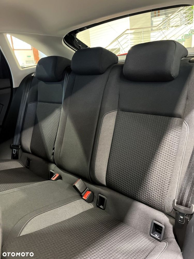 Volkswagen Taigo 1.0 TSI Pure DSG - 27